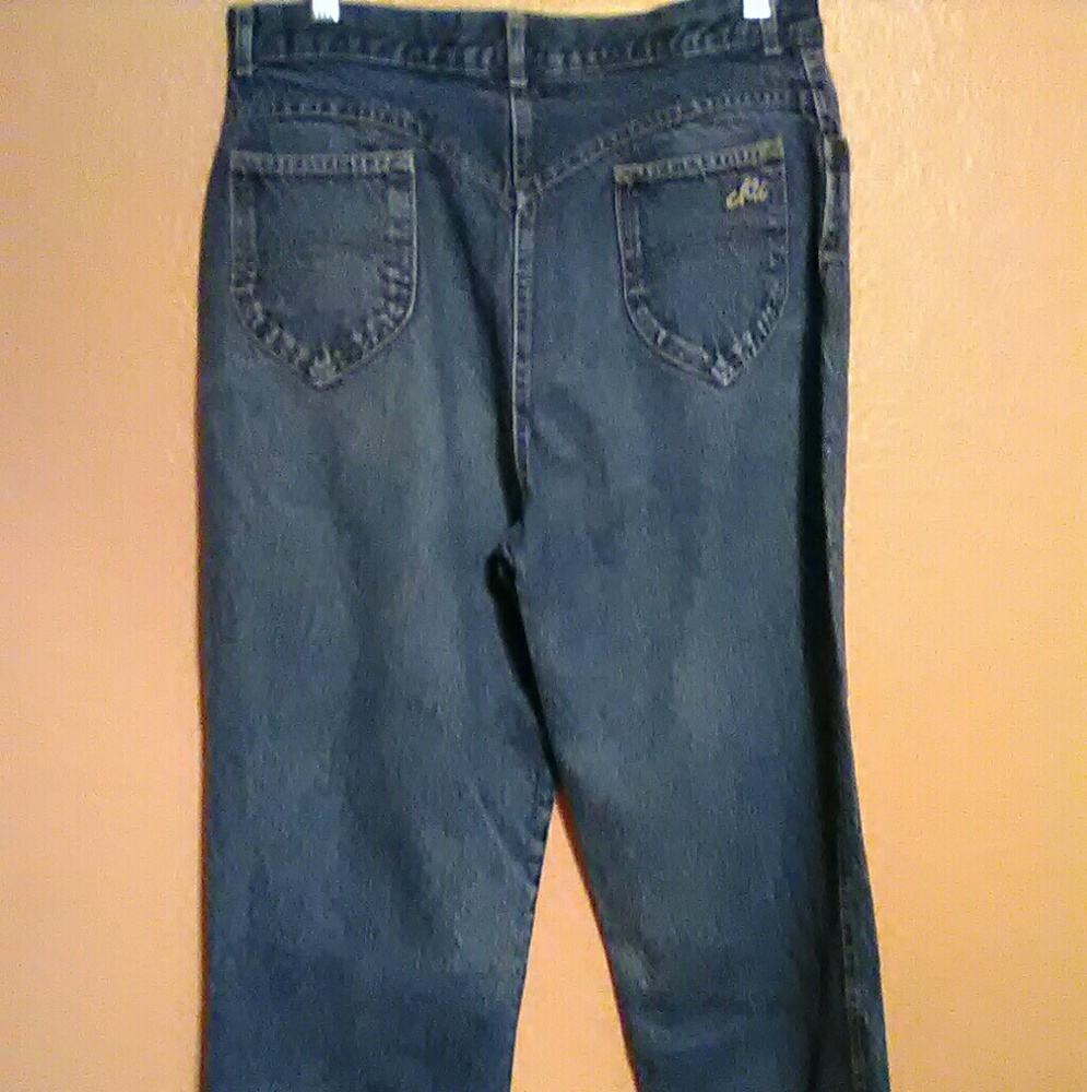 Chic jeans - Picture 2 of 3
